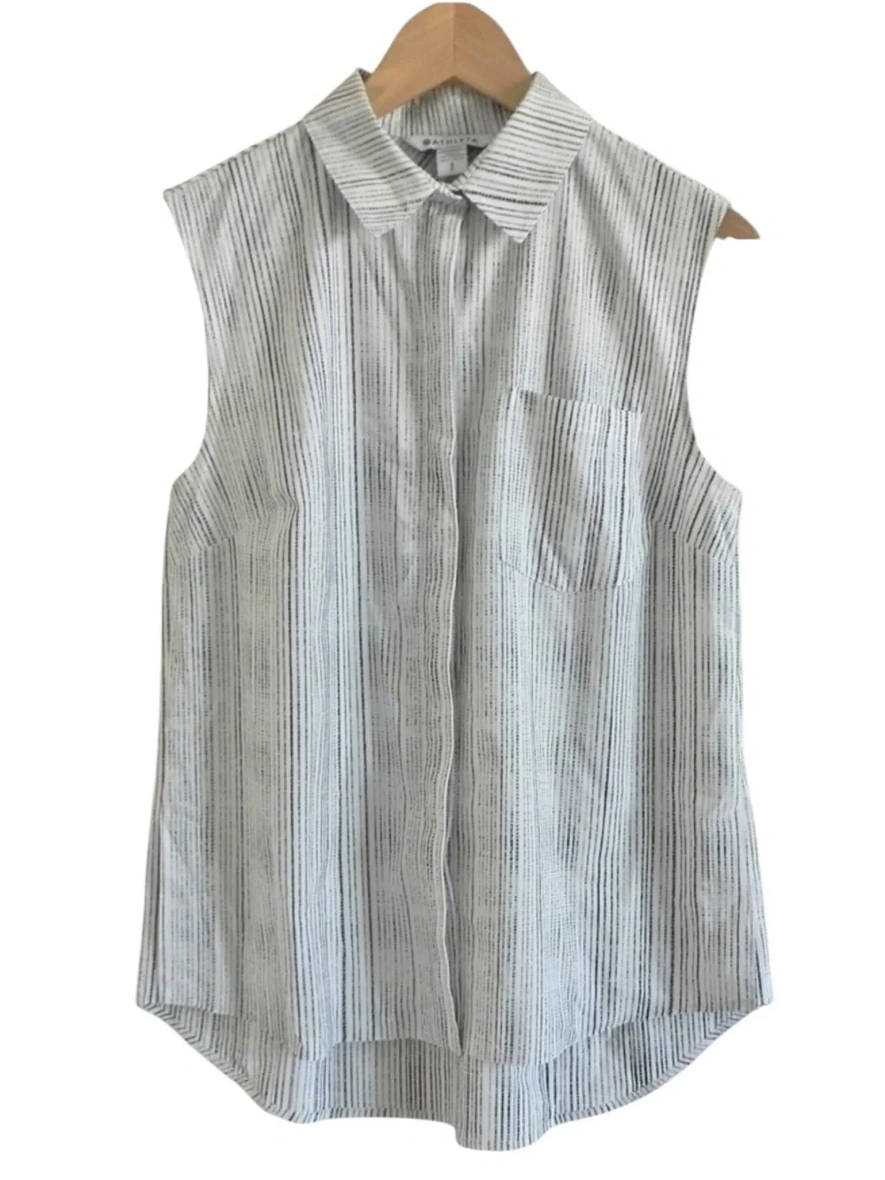 ATHLETA Urbanite II White & Grey Button Down Tank Top Striped Collared Hi-Low, M - Picture 1 of 9